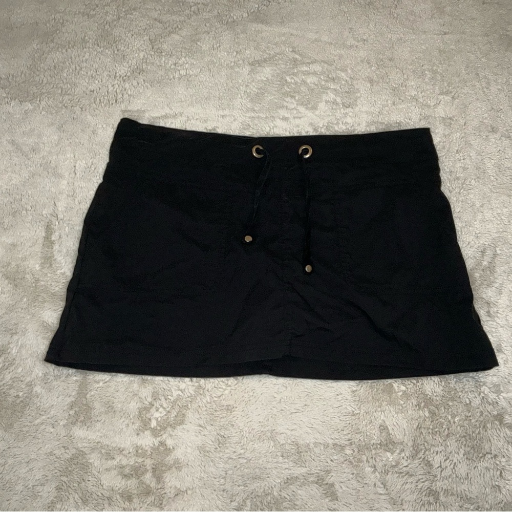 Prana Black Drawstring Waist Mini Skort Size L